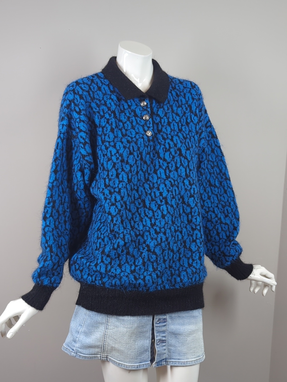 Vintage 90s 80s Leopard Print Blue Polo Collar Sweater M